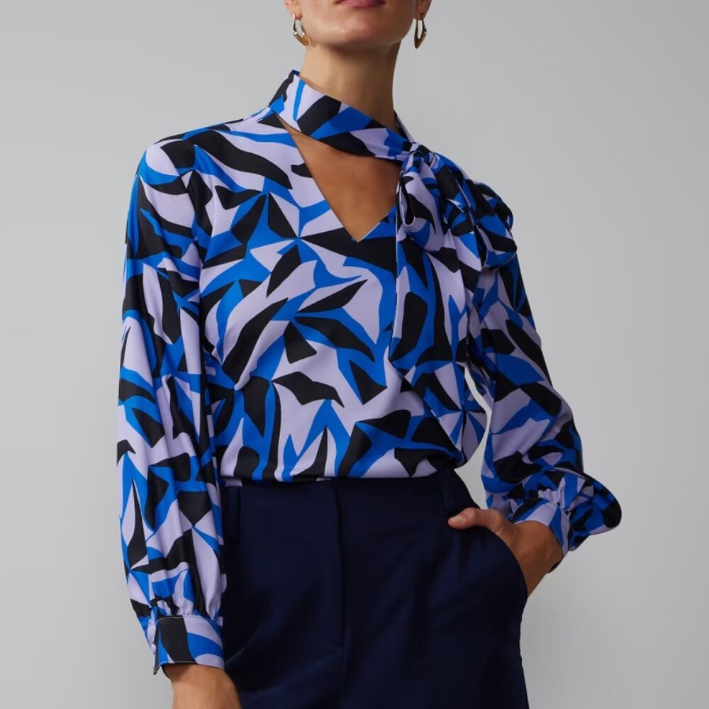 New York and Company Bold Long Sleeve Geometric Blue and Black Abstract Print